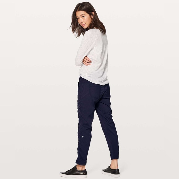 Lululemon Street To Studio Pants - Women's Size 6 - Picture 12 of 12